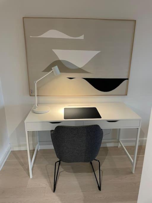 Studio In Cascais -Sea View -Pool Екстер'єр фото